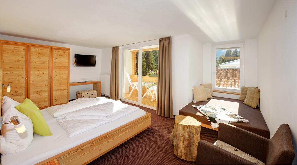 Hotel zum See Martell Zimmer foto